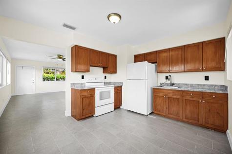 2118 N 14 Avenue Hollywood FL 33020