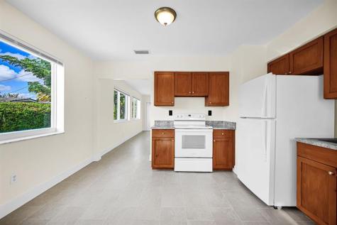 2118 N 14 Avenue Hollywood FL 33020