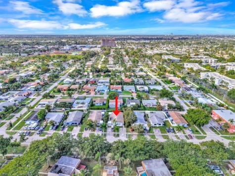 2118 N 14 Avenue Hollywood FL 33020