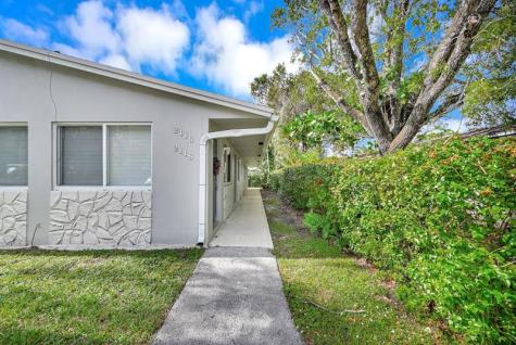 2118 N 14 Avenue Hollywood FL 33020