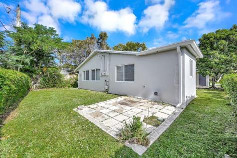 2118 N 14 Avenue Hollywood FL 33020