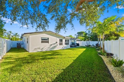 1960 NW 32nd Court Fort Lauderdale FL 33309