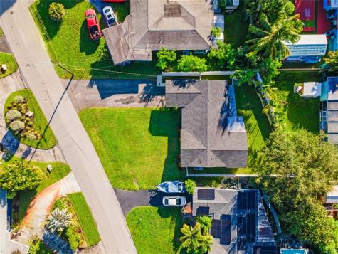 1960 NW 32nd Court Fort Lauderdale FL 33309