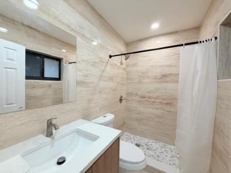 53 NE 16th Place Fort Lauderdale FL 33305
