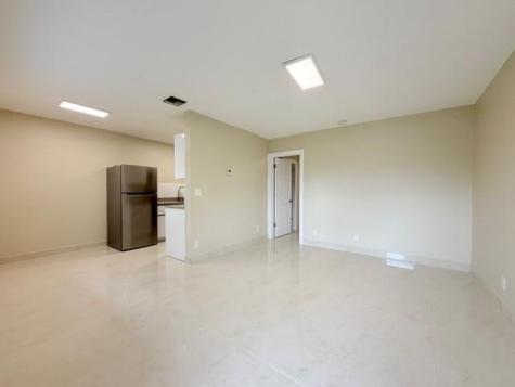 53 NE 16th Place Fort Lauderdale FL 33305