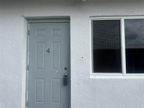 6109 SW 30th Street Miramar FL 33023