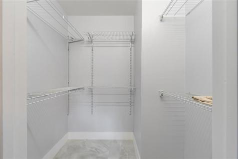9523 S Hollybrook Lake Drive Pembroke Pines FL 33025