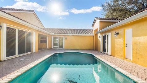 19820 SW 7th Place Pembroke Pines FL 33029