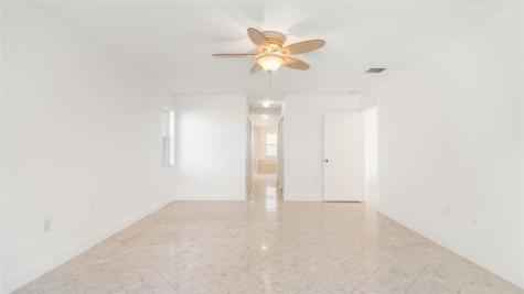 19820 SW 7th Place Pembroke Pines FL 33029