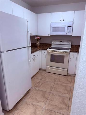 2941 Riverside Drive Coral Springs FL 33065