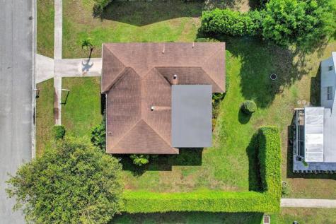 6396 Sleepy Willow Way Delray Beach FL 33484