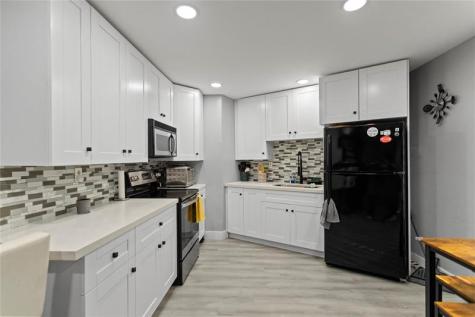 22940 Oxford Place Boca Raton FL 33433