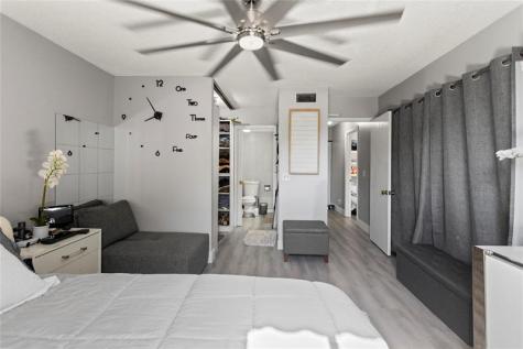 22940 Oxford Place Boca Raton FL 33433
