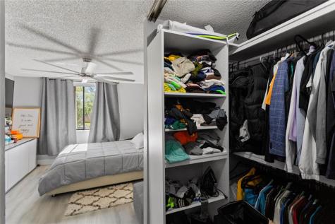 22940 Oxford Place Boca Raton FL 33433
