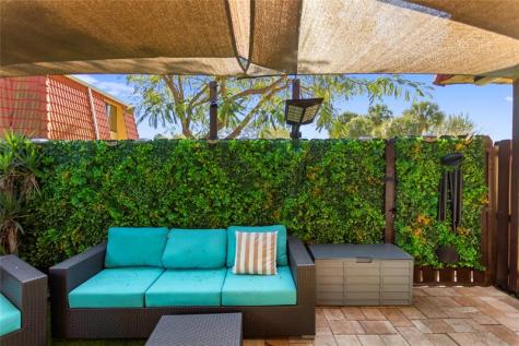 22940 Oxford Place Boca Raton FL 33433