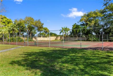 22940 Oxford Place Boca Raton FL 33433