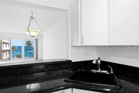 1069 Hillsboro Mile Hillsboro Beach FL 33062