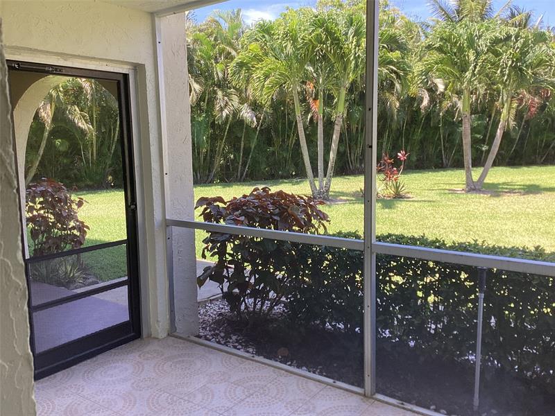 5927 La Pinata Boulevard Greenacres FL 33463