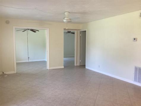 5927 La Pinata Boulevard Greenacres FL 33463