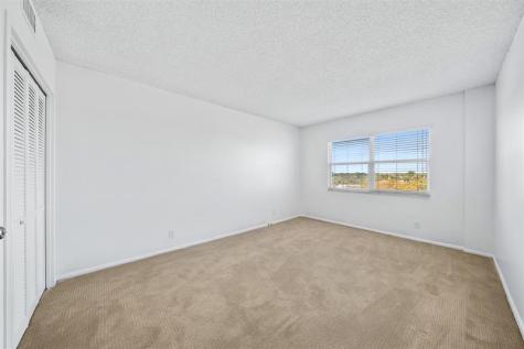 2555 NE 11th Street Fort Lauderdale FL 33304