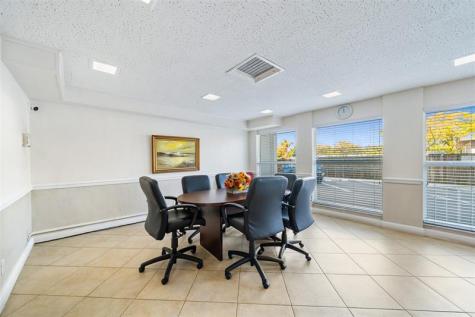 2555 NE 11th Street Fort Lauderdale FL 33304