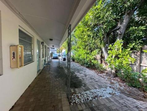 820 N Victoria Park Road Fort Lauderdale FL 33304