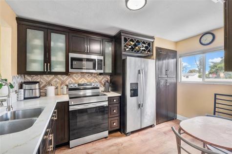 6617 Winfield Boulevard Margate FL 33063