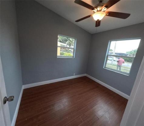 1365 11TH Street West Palm Beach FL 33401