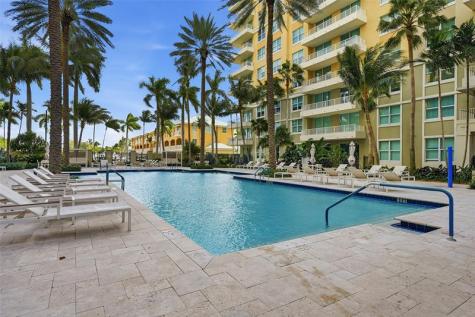 700 E Boynton Beach Boulevard Boynton Beach FL 33435