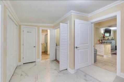 279 Hach Lane (2/1) West Palm Beach FL 33415