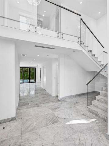 3755 Solana Road Miami FL 33133