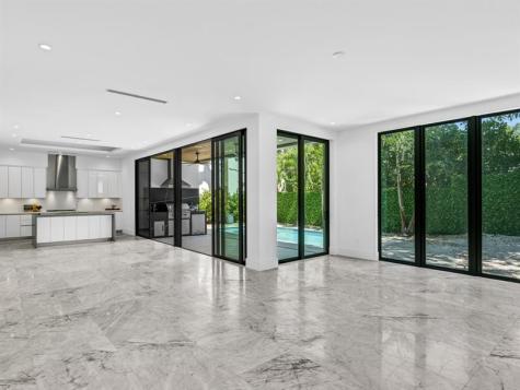 3755 Solana Road Miami FL 33133