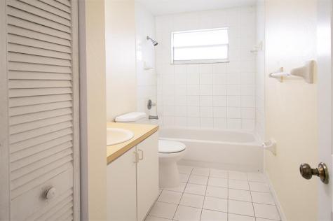 455 NW 14th Street Florida City FL 33034