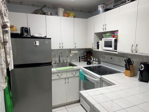 6820 W Flagler Street Miami FL 33144