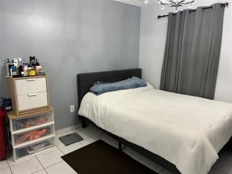 6820 W Flagler Street Miami FL 33144