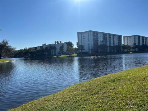 Pompano Beach FL 33069