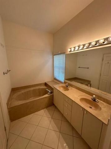 1572 Banyan Way Weston FL 33327