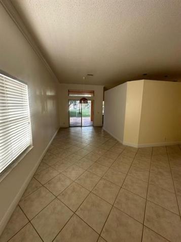 1572 Banyan Way Weston FL 33327
