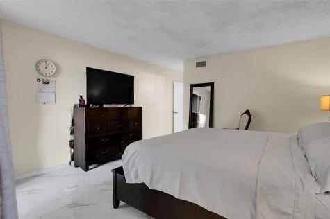 260 NW 76th Avenue Margate FL 33063