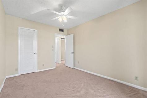 417 Mansfield J Boca Raton FL 33434