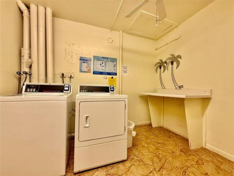417 Mansfield J Boca Raton FL 33434