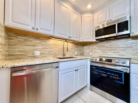 417 Mansfield J Boca Raton FL 33434
