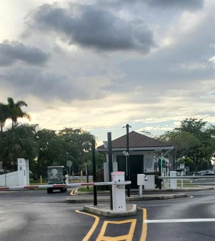 212 Lake Pointe Drive Oakland Park FL 33309