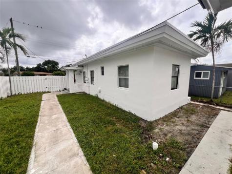 612 NW 6th Court Hallandale Beach FL 33009