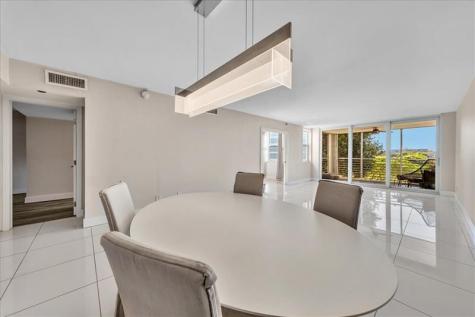 3520 Oaks Way Pompano Beach FL 33069
