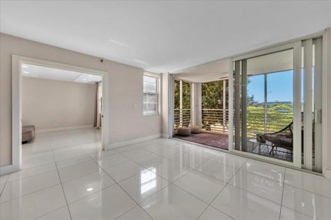3520 Oaks Way Pompano Beach FL 33069