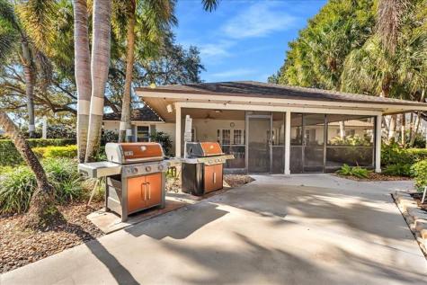 3520 Oaks Way Pompano Beach FL 33069