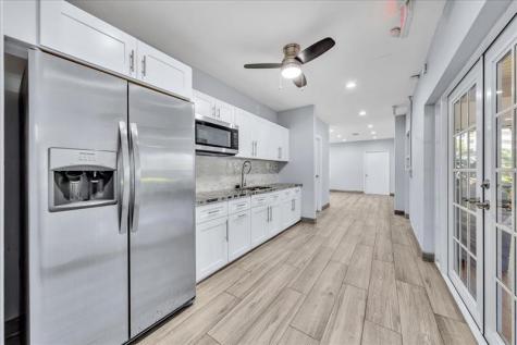 3520 Oaks Way Pompano Beach FL 33069