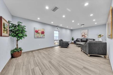 3520 Oaks Way Pompano Beach FL 33069