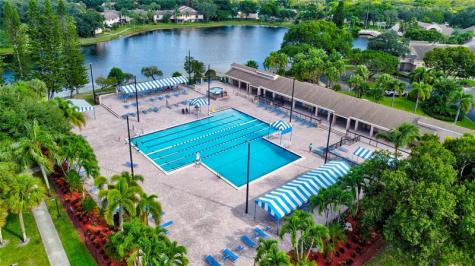 2738 S Carambola Circle Coconut Creek FL 33066